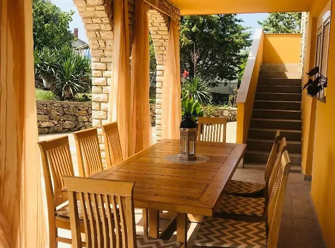 Kuca Za Odmor Vugica Holiday home Polje (Krk)