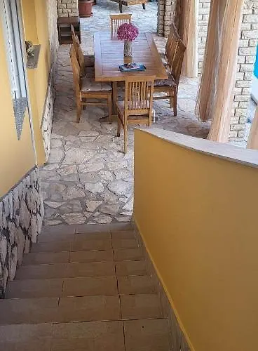 Holiday home Kuca Za Odmor Vugica Polje (Krk)