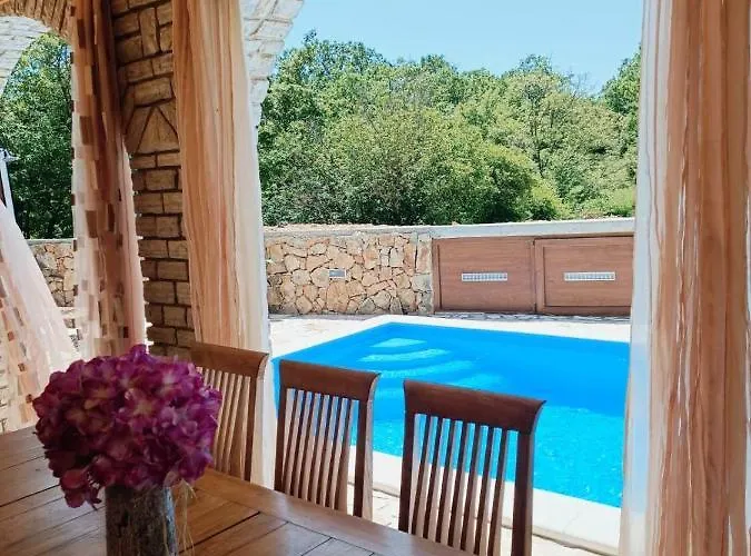 Holiday home Kuca Za Odmor Vugica Polje (Krk)