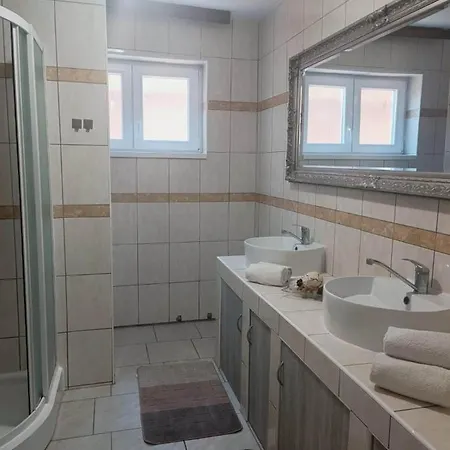 Kuca Za Odmor Vugica Polje (Krk)
