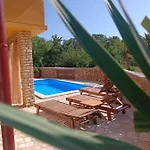 Kuca Za Odmor Vugica بيت للعطل Polje (Krk)