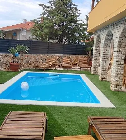 Kuca Za Odmor Vugica Prázdninový dům Polje (Krk)